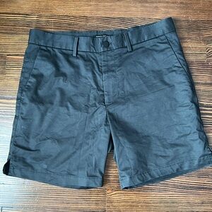 Banana Republic men’s size 31 grey/Black Aiden Shorts